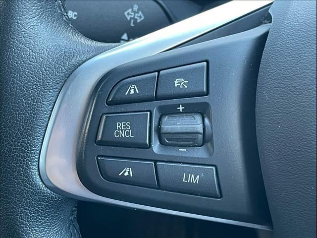 Ｘ１ ｘＤｒｉｖｅ　１８ｄ　ｘライン　エディションジョイ＋　アダプティブクルーズコントロール／メモリー付パワーシート／パワーバックドア／純正ナビ／バックカメラ／ＬＥＤ／純正１８インチＡＷ／アイドリングストップ／Ｂｌｕｅｔｏｏｔｈ／ステアリングスイッチ（9枚目）