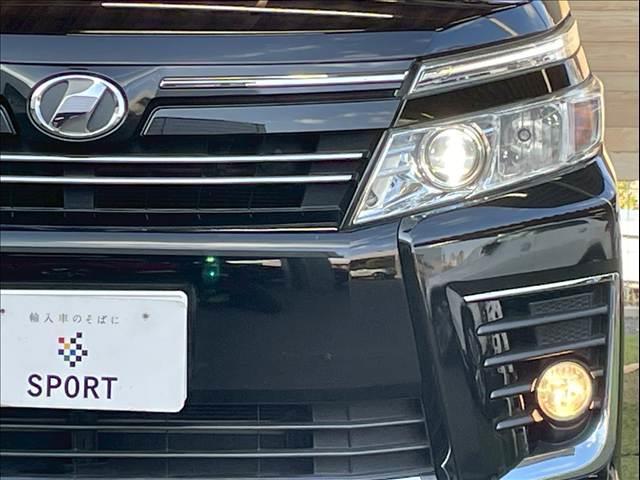 ヴォクシー ＺＳ煌　純正ＯＰ１０インチナビ／後席モニター／両側電動スライドドア／フルセグＴＶ／バックカメラ／衝突軽減ブレーキ／レーンキープアシスト／アイドリングストップ／ＥＴＣ車載器／プッシュスタート／オートハイビーム（20枚目）