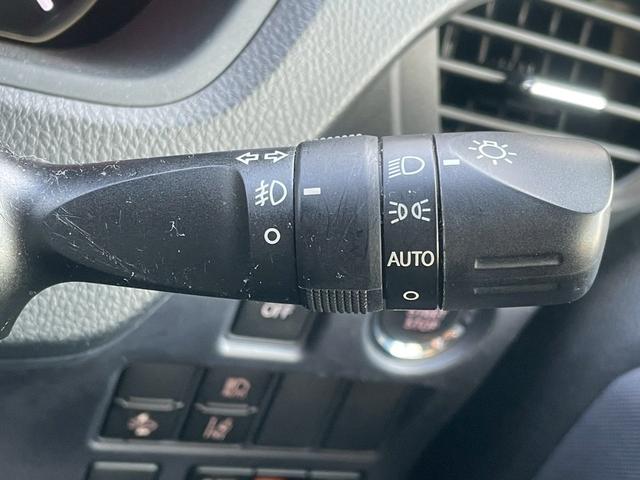 ヴォクシー ＺＳ煌　純正ＯＰ１０インチナビ／後席モニター／両側電動スライドドア／フルセグＴＶ／バックカメラ／衝突軽減ブレーキ／レーンキープアシスト／アイドリングストップ／ＥＴＣ車載器／プッシュスタート／オートハイビーム（36枚目）