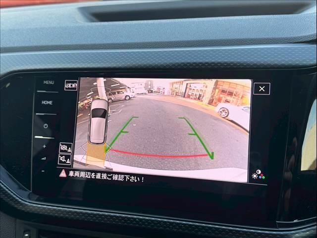 Ｔ－クロス ＴＳＩ　アクティブ　ＡｐｐｌｅＣａｒＰｌａｙ／アダプティブクルーズコントロール／ブラインドスポットモニター／パーキングアシスト／バックカメラ／デジタルメーター／パドルシフト／アイドリングストップ／ＥＴＣ／ワイヤレス充電（4枚目）