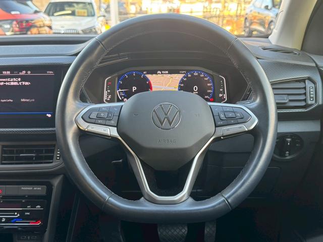 Ｔ－クロス ＴＳＩ　アクティブ　ＡｐｐｌｅＣａｒＰｌａｙ／アダプティブクルーズコントロール／ブラインドスポットモニター／パーキングアシスト／バックカメラ／デジタルメーター／パドルシフト／アイドリングストップ／ＥＴＣ／ワイヤレス充電（33枚目）