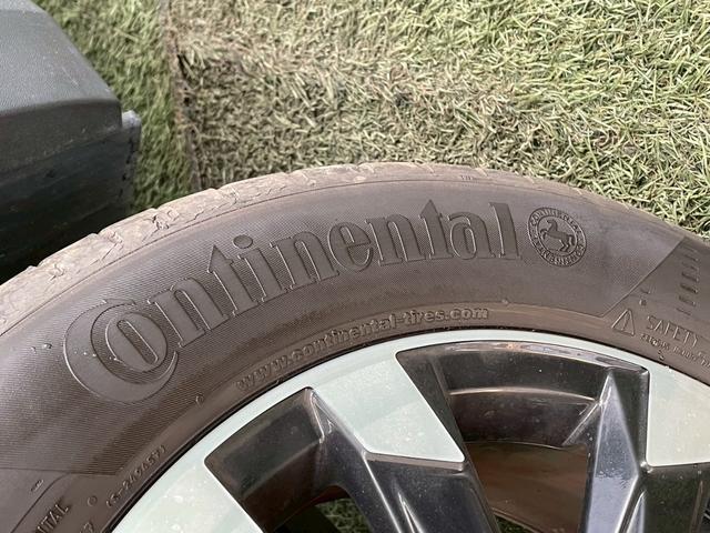 Ｔ－クロス ＴＳＩ　アクティブ　ＡｐｐｌｅＣａｒＰｌａｙ／アダプティブクルーズコントロール／ブラインドスポットモニター／パーキングアシスト／バックカメラ／純正ナビ／アイドリングストップ／クリアランスソナー／ＥＴＣ車載器／ＬＥＤヘッド（64枚目）