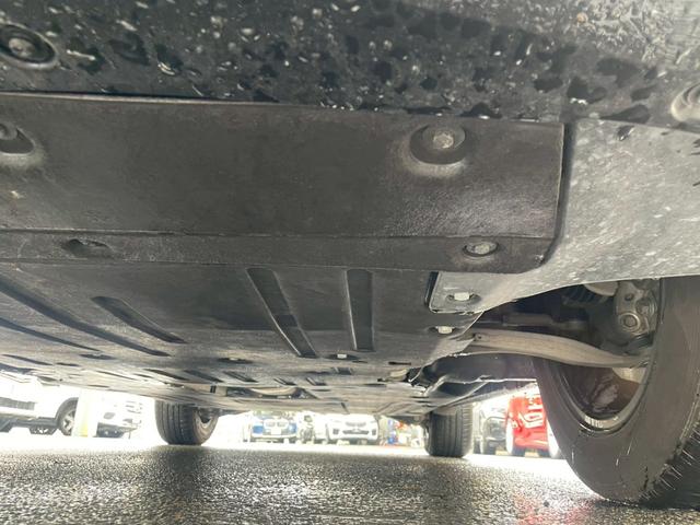 レンジローバーイヴォーク ベースグレード　ＡｐｐｌｅＣａｒＰｌａｙ／黒革シート／シートヒーター／全方位カメラ／アダプティブクルーズコントロール／ブラインドスポットモニター／パワーシート／純正ナビ／パワーバックドア／ＥＴＣ／デジタルメーター（68枚目）