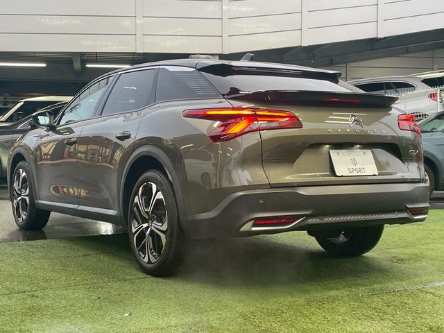 Ｃ５ Ｘ シャインパック　サンルーフ／ＡｐｐｌｅＣａｒＰｌａｙ／シートベンチレーション／シートヒーター／全方位カメラ／ヘッドアップディスプレイ／アダプティブクルーズコントロール／メモリー付パワーシート／パワーバックドア／ＥＴＣ（61枚目）