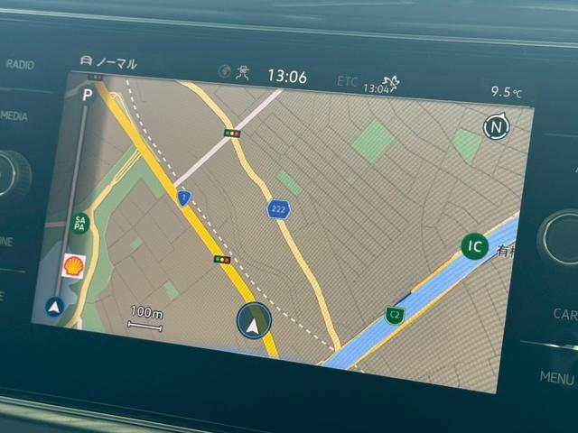 T-ロック TDI スポーツ AppleCarPlay/アダプティブクルーズコントロール/電動リアゲート/ブラインドスポットモニター/ETC車載器/USB-Cポート/パドルシフト/アイドリングストップ/純正ナビ/バックカメラ(27枚目)