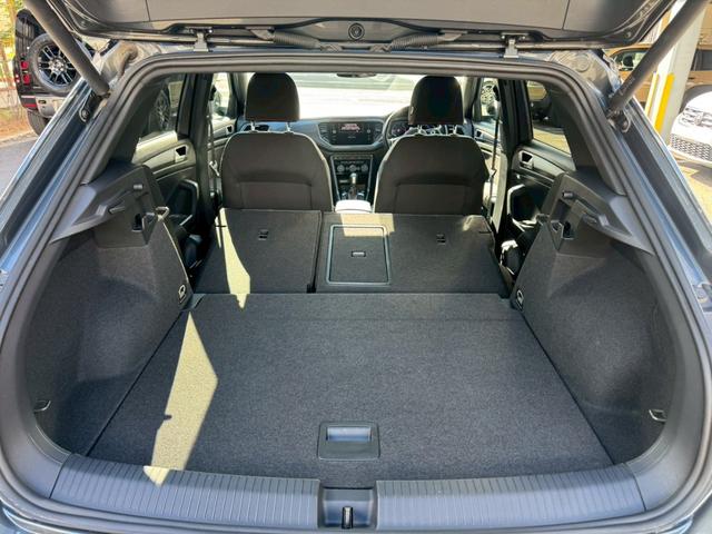 T-ロック TDI スポーツ AppleCarPlay/アダプティブクルーズコントロール/電動リアゲート/ブラインドスポットモニター/ETC車載器/USB-Cポート/パドルシフト/アイドリングストップ/純正ナビ/バックカメラ(62枚目)