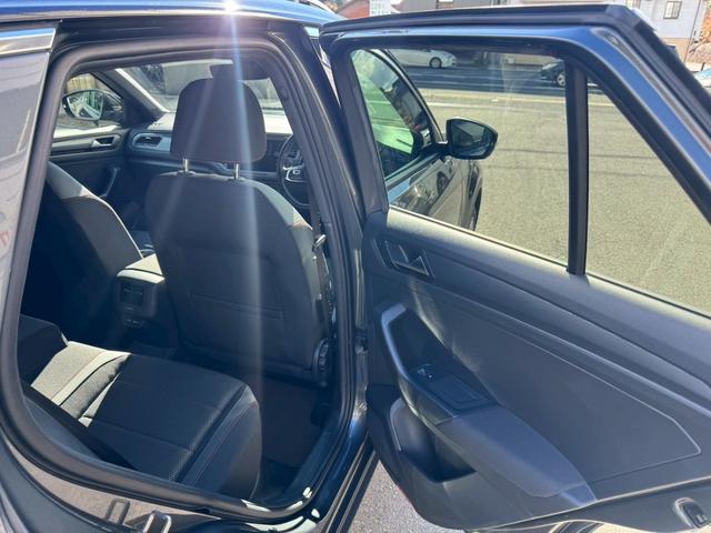 T-ロック TDI スポーツ AppleCarPlay/アダプティブクルーズコントロール/電動リアゲート/ブラインドスポットモニター/ETC車載器/USB-Cポート/パドルシフト/アイドリングストップ/純正ナビ/バックカメラ(66枚目)