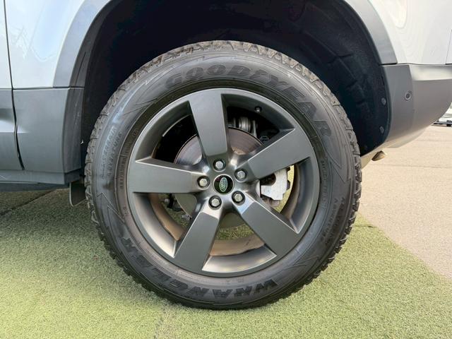 ディフェンダー ９０ＳＥ　Ｐ３００　コールドクライメートパック／ＭＥＲＩＤＩＡＮサウンド／ＣａｒＰｌａｙ／シートヒーター／アダプティブクルーズコントロール／ブラインドスポットモニター／パワーシート／純正ナビ／全方位カメラ／ＥＴＣ車載器（68枚目）