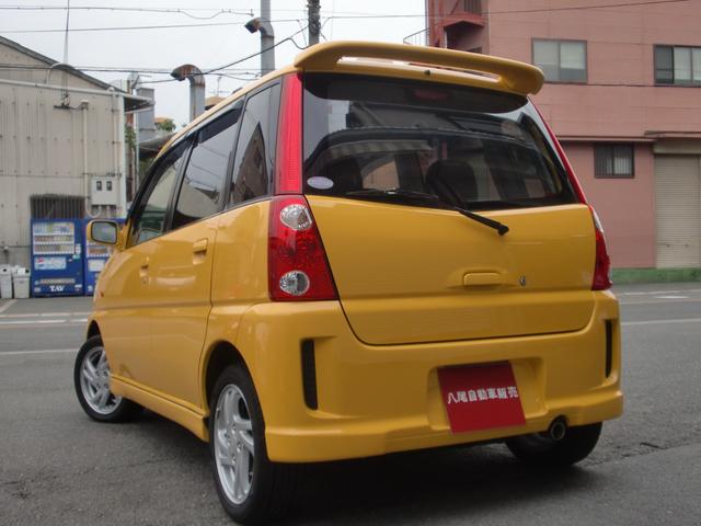 ＲＳ　平成１４年式　ＭＴ車　ＲＳ　マンダリンイエロー　塗装リフレッシュ済　リアＥ型仕様　走行距離は１４７７７ＫＭ　スバル純正１４インチアルミホイール　アルパインのＣＤデッキ型番ＣＤＥ－１２１Ｊ(7枚目)