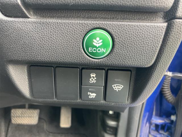 フィットハイブリッド Ｆパッケージ　４ＷＤ　ナビ　ワンセグＴＶ　バックカメラ　ＣＤ／ＤＶＤ／Ｂｌｕｅｔｏｏｔｈ　ＥＴＣ　クルーズコントロール　ドライブレコーダー　ＬＥＤヘッドライト　オートライト　アイドリングストップ　車検整備付き（36枚目）