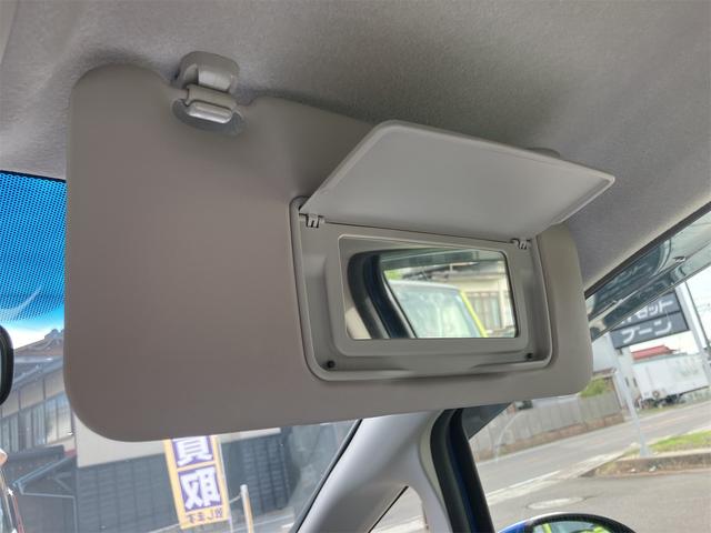 フィットハイブリッド Ｆパッケージ　４ＷＤ　ナビ　ワンセグＴＶ　バックカメラ　ＣＤ／ＤＶＤ／Ｂｌｕｅｔｏｏｔｈ　ＥＴＣ　クルーズコントロール　ドライブレコーダー　ＬＥＤヘッドライト　オートライト　アイドリングストップ　車検整備付き（64枚目）