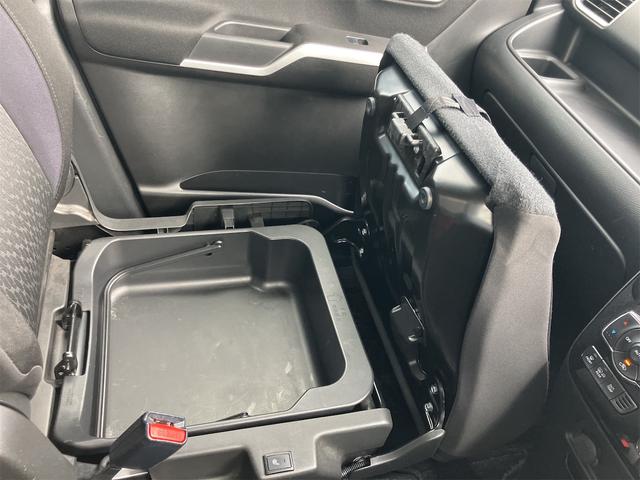 ソリオバンディット ハイブリッドＭＶ　４ＷＤ　ワンオーナー　ナビ　フルセグＴＶ　バックカメラ　全周囲カメラ　クルーズコントロール　レーンアシスト　エアロ　シートヒーター　ＥＴＣ　ＬＥＤ　オートライト　オートマチックハイビーム　車検整備付（72枚目）