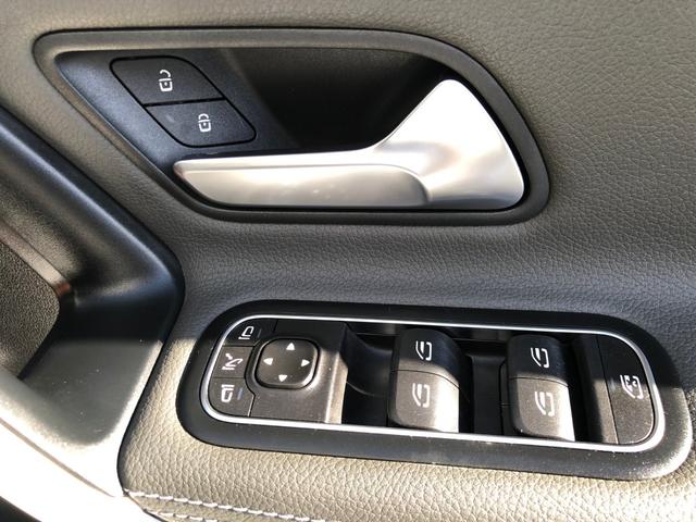 Ａクラス Ａ１８０　スタイル　ＡＭＧライン　レーダーセーフティ　ナビゲーション　ＡＭＧライン　運転席助手席メモリー機能付パワーシート　ＡＭＧライン専用デザイン１８インチアルミ　シートヒーター　ワイヤレスチャージング　本革シート（26枚目）