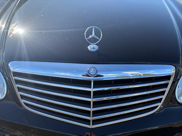 Eクラスステーションワゴン E320 CDIワゴン アバンギャルド サンルーフ 純正アルミ パワーシート ステリモ  オートライト 社外ナビ 地デジ Bluetooth DVD バックカメラ シートヒーター パワーテールゲート(29枚目)