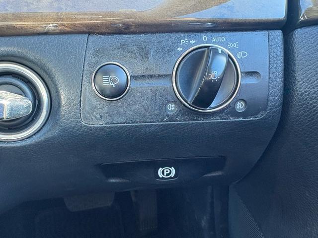 Eクラスステーションワゴン E320 CDIワゴン アバンギャルド サンルーフ 純正アルミ パワーシート ステリモ  オートライト 社外ナビ 地デジ Bluetooth DVD バックカメラ シートヒーター パワーテールゲート(46枚目)