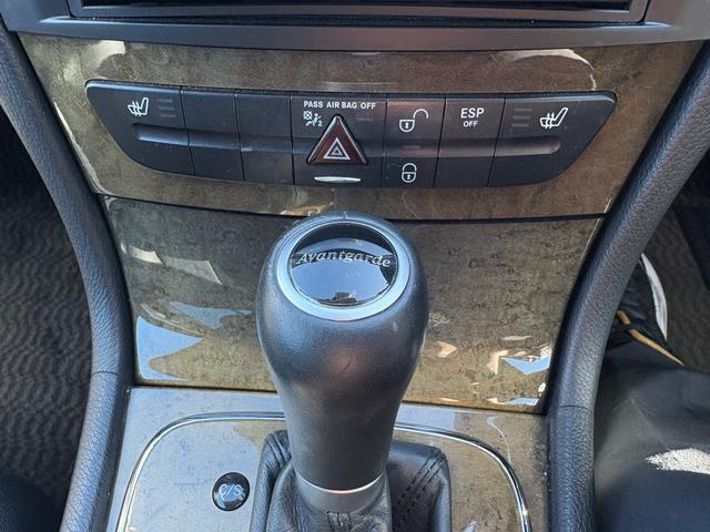 Eクラスステーションワゴン E320 CDIワゴン アバンギャルド サンルーフ 純正アルミ パワーシート ステリモ  オートライト 社外ナビ 地デジ Bluetooth DVD バックカメラ シートヒーター パワーテールゲート(57枚目)