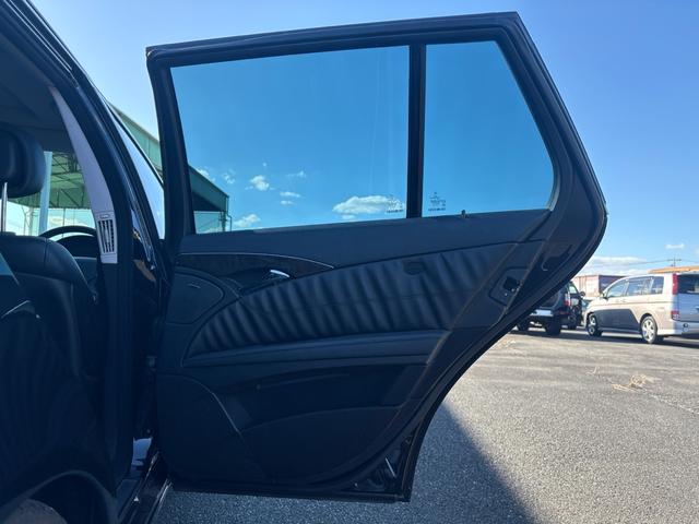 Eクラスステーションワゴン E320 CDIワゴン アバンギャルド サンルーフ 純正アルミ パワーシート ステリモ  オートライト 社外ナビ 地デジ Bluetooth DVD バックカメラ シートヒーター パワーテールゲート(68枚目)