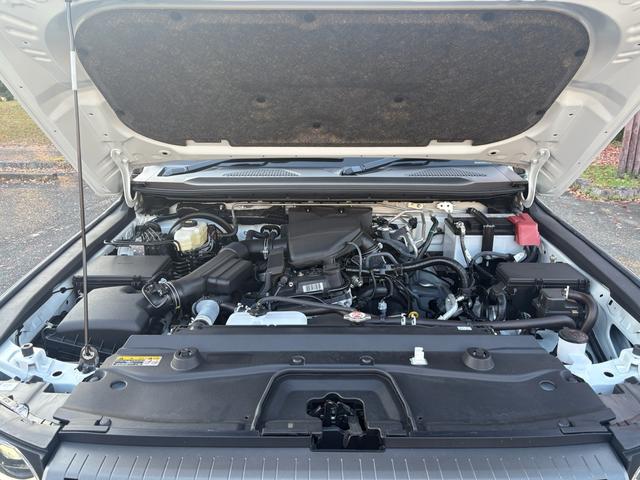 ランドクルーザー２５０ ＶＸファーストエディション　前目ヘッドランプ　モデリスタ２０インチアルミ　モデリスタパッケージ　オーバーフェンダー　リヤスポイラー　シグネットイルミブレード　フェンダーガーニッシュ　ＬＥＤフォグ黄色　全周囲カメラ　置くだけ充電（31枚目）