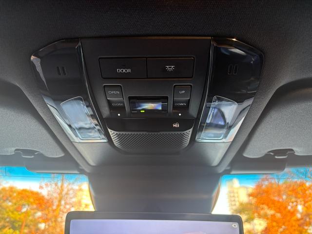 ランドクルーザー２５０ ＶＸファーストエディション　前目ヘッドランプ　モデリスタ２０インチアルミ　モデリスタパッケージ　オーバーフェンダー　リヤスポイラー　シグネットイルミブレード　フェンダーガーニッシュ　ＬＥＤフォグ黄色　全周囲カメラ　置くだけ充電（57枚目）