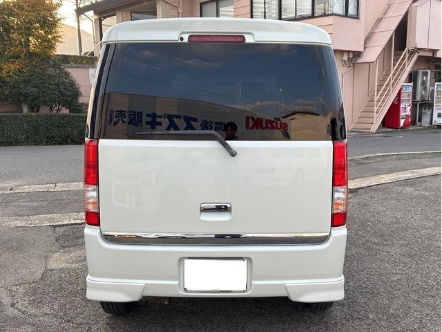 エブリイワゴン レザーセレクション　フルタイム４ＷＤ　ターボ　ナビ　両側パワースライドドア　後席左側オートステップ　フルオートエアコン　社外アルミホイール（8枚目）