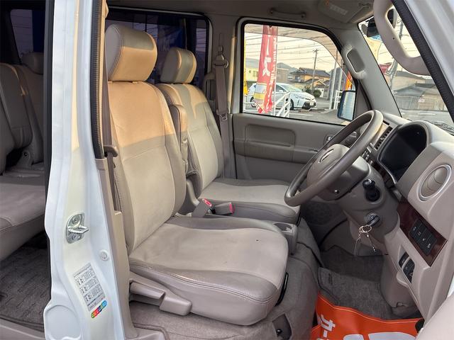 エブリイワゴン レザーセレクション　フルタイム４ＷＤ　ターボ　ナビ　両側パワースライドドア　後席左側オートステップ　フルオートエアコン　社外アルミホイール（36枚目）