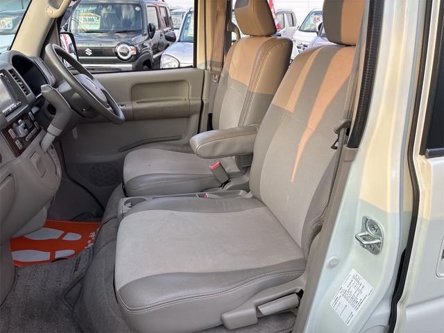 エブリイワゴン レザーセレクション　フルタイム４ＷＤ　ターボ　ナビ　両側パワースライドドア　後席左側オートステップ　フルオートエアコン　社外アルミホイール（41枚目）