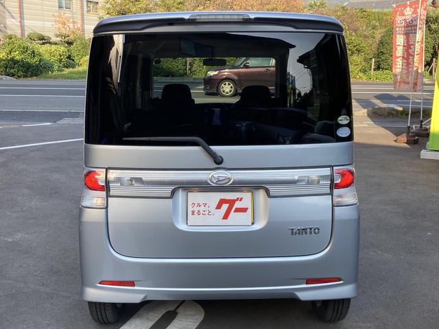 カスタムＸリミテッド　ＨＤＤナビ　ワンセグＴＶ　電動スライドドア　アルミホイール　ＨＩＤ　スマートキー　電動格納ミラー　盗難防止システム　衝突安全ボディ　ベンチシート　ＡＢＳ　ＣＤ　ＤＶＤ再生　ミュージックプレイヤー接続可(17枚目)