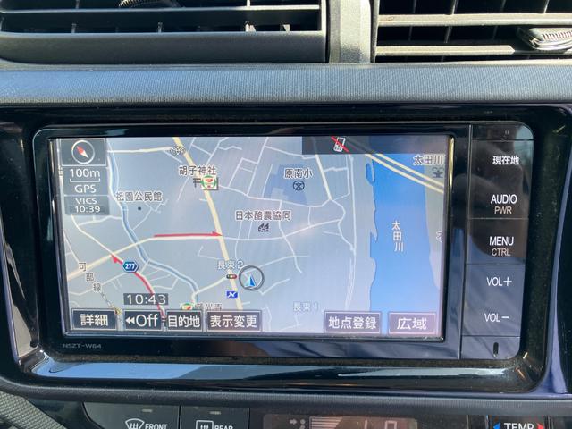 アクア Ｇ　ハイブリッド　ＥＴＣ　バックカメラ　ナビ　ＴＶ　オートクルーズコントロール　オートライト　スマートキー　電動格納ミラー　シートヒーター　ＣＶＴ　衝突安全ボディ　Ｂｌｕｅｔｏｏｔｈ　ＡＢＳ　ＥＳＣ（4枚目）