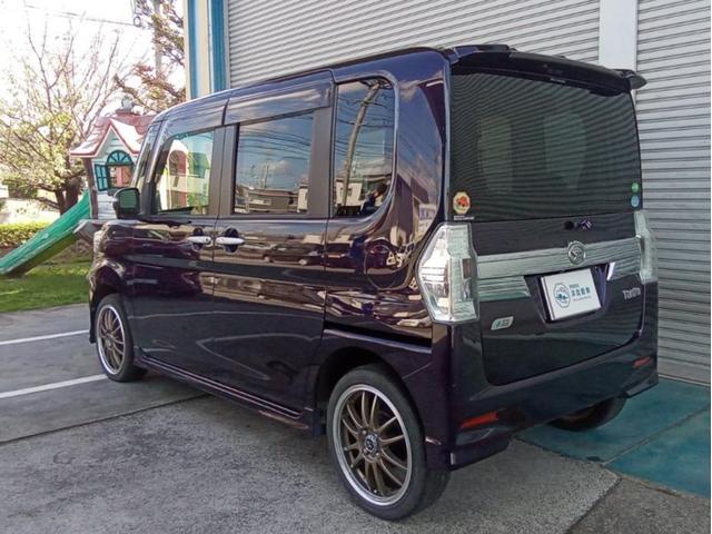 タント カスタムRS 4WD オートライト 両側パワースライドドア 社外アルミ ナビ バックモニター ETC スマートキー(4枚目)