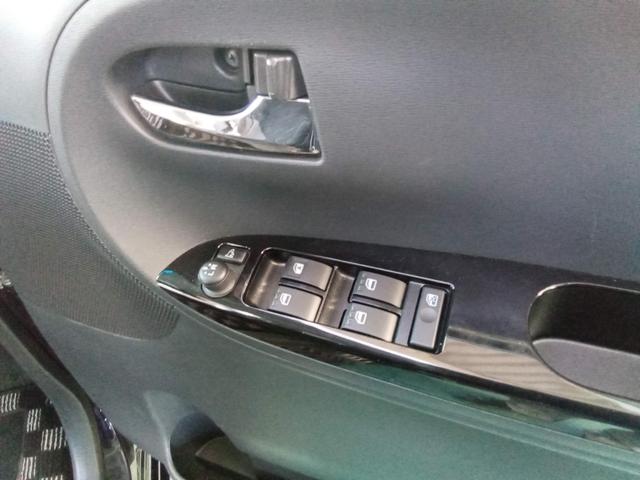 タント カスタムRS 4WD オートライト 両側パワースライドドア 社外アルミ ナビ バックモニター ETC スマートキー(19枚目)