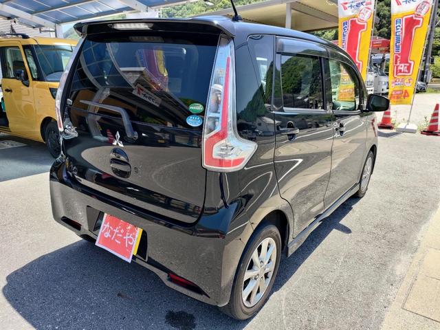 ｅＫカスタム Ｇセーフティパッケージ　ナビ　衝突被害軽減システム　オートマチックハイビーム　ＨＩＤ　スマートキー　アイドリングストップ　電動格納ミラー　シートヒーター　ベンチシート　ＣＶＴ　盗難防止システム　ＡＢＳ　ＥＳＣ　ＣＤ（16枚目）