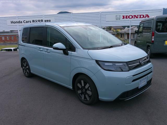 フリード エアーＥＸ　元弊社デモカー　Ｈｏｎｄａ　ＳＥＮＳＩＮＧ　Ｇａｔｈｅｒｓ１１．４インチＣＯＮＮＥＣＴナビ　ＥＴＣ車載器　ブラインドスポットインフォメーション　リアクーラー　運転席・助手席シートヒーター（3枚目）
