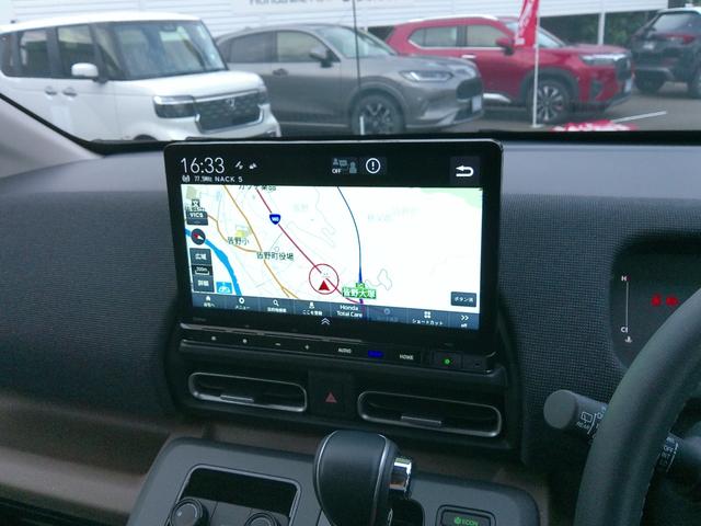 フリード エアーＥＸ　元弊社デモカー　Ｈｏｎｄａ　ＳＥＮＳＩＮＧ　Ｇａｔｈｅｒｓ１１．４インチＣＯＮＮＥＣＴナビ　ＥＴＣ車載器　ブラインドスポットインフォメーション　リアクーラー　運転席・助手席シートヒーター（11枚目）