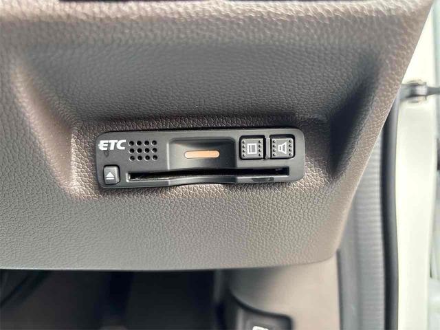 フリードハイブリッド ハイブリッド・Ｇホンダセンシング　４ＷＤ　ドライブレコーダー　ＥＴＣ　バックカメラ　ナビ　ＴＶ　オートクルーズコントロール　レーンアシスト　衝突被害軽減システム　両側電動スライドドア　オートライト　ＬＥＤヘッドランプ　スマートキー（6枚目）