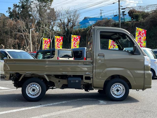 スタンダード 農用スペシャル 4WD 届出済未使用車 衝突軽減ブレーキ クリアランスソナー オートライト(5枚目)