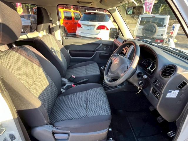 ジムニー ＸＣ　４ＷＤ　５ＭＴ　ターボ車　キーレス（11枚目）