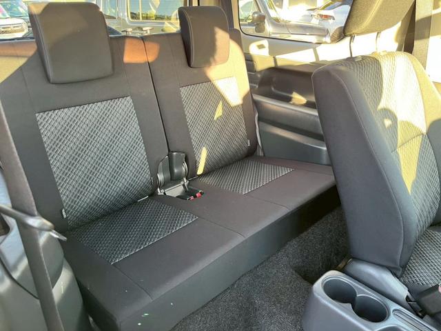 ジムニー ＸＣ　４ＷＤ　５ＭＴ　ターボ車　キーレス（12枚目）