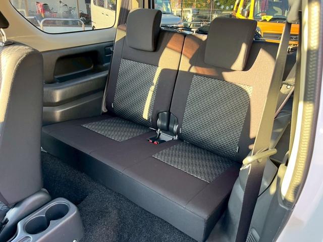 ジムニー ＸＣ　４ＷＤ　５ＭＴ　ターボ車　キーレス（14枚目）