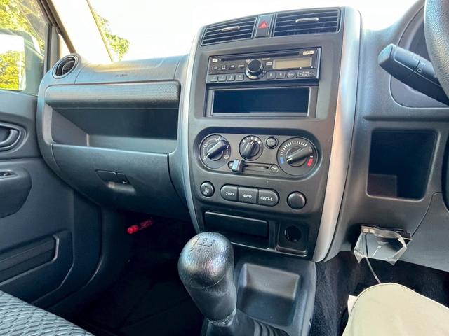 ジムニー ＸＣ　４ＷＤ　５ＭＴ　ターボ車　キーレス（17枚目）