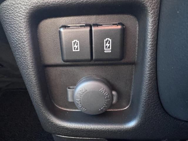 ソリオ ハイブリッドMZ 登録済未使用車 両側電動スライドドア クリアランスソナー オートクルーズコントロール レーンアシスト 衝突被害軽減システム アルミホイール オートライト LEDヘッドランプ スマートキー(31枚目)