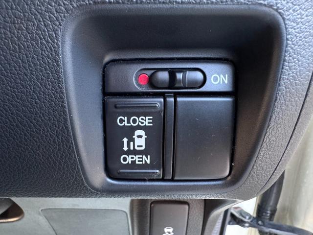 N-BOXカスタム G・Lパッケージ 禁煙車 社外ナビ TV Bカメラ Bluetooth ドラレコ パワースライドドア 車検整備付き(28枚目)