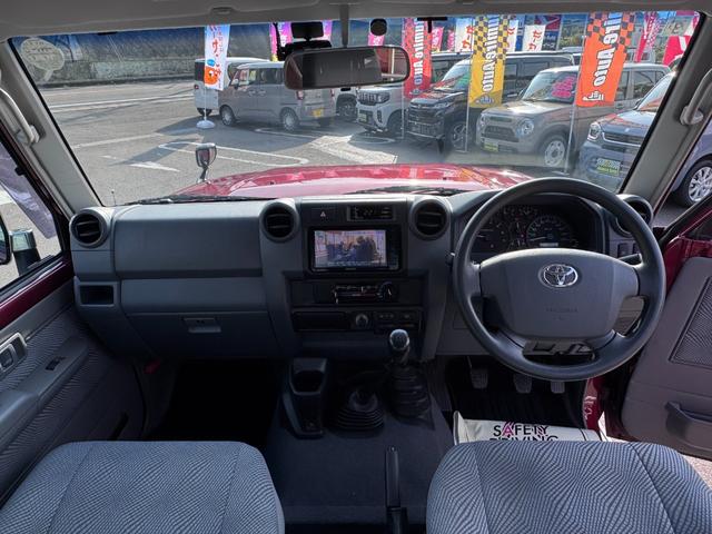 ランドクルーザー70 バン 4WD 30周年記念 再販モデル 社外ナビ TV Bluetooth ETC ドラレコ(20枚目)