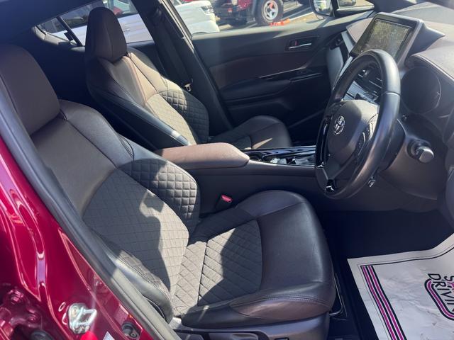 Ｃ－ＨＲ Ｇ　衝突軽減ブレーキ　純正９インチナビ　ＴＶ　Ｂカメラ　Ｂｌｕｅｔｏｏｔｈ　ＥＴＣ　前後ドラレコ　ＢＳＭ　ハーフレザーシート＆ヒーター　車検整備付き（13枚目）