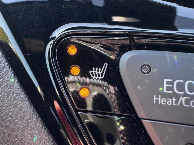 Ｃ－ＨＲ Ｇ　衝突軽減ブレーキ　純正９インチナビ　ＴＶ　Ｂカメラ　Ｂｌｕｅｔｏｏｔｈ　ＥＴＣ　前後ドラレコ　ＢＳＭ　ハーフレザーシート＆ヒーター　車検整備付き（29枚目）