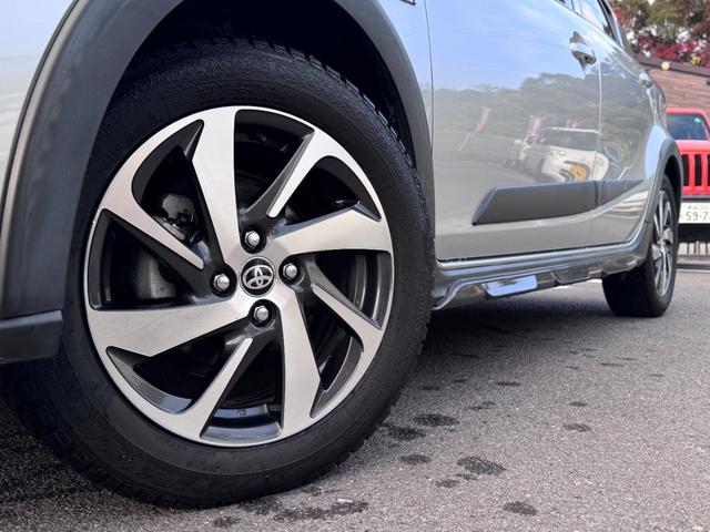 アクア 禁煙車 衝突軽減ブレーキ 純正ナビ TV Bカメラ Bluetooth ETC 前席シートヒーター 車検整備付き(11枚目)