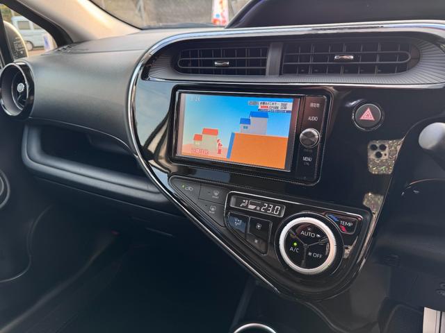 アクア 禁煙車 衝突軽減ブレーキ 純正ナビ TV Bカメラ Bluetooth ETC 前席シートヒーター 車検整備付き(19枚目)
