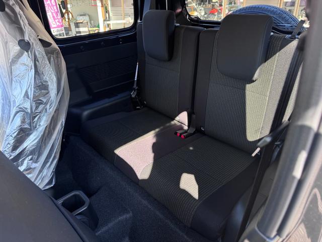 ジムニー XC 届出済未使用車 5型 マイナーチェンジ後モデル 衝突軽減ブレーキ オートマ 4WD LEDライト 前席シートヒーター 前後クリアランスソナー(17枚目)