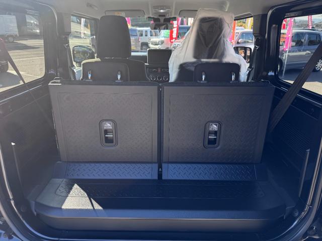 ジムニー XC 届出済未使用車 5型 マイナーチェンジ後モデル 衝突軽減ブレーキ オートマ 4WD LEDライト 前席シートヒーター 前後クリアランスソナー(18枚目)