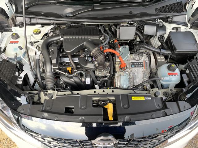 X FOUR ePower 4WD 禁煙車 メモリーナビ バックカメラ Bluetoothオーディオ ETC プッシュスタート スマートキー エマージェンシーブレーキ シートヒーター ステアリングヒーター(56枚目)