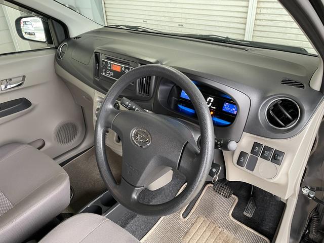 Xf SA 4WD ワンオーナー禁煙車 スマートアシスト エコアイドル キーレス 衝突被害軽減ブレーキ 横滑り防止(22枚目)